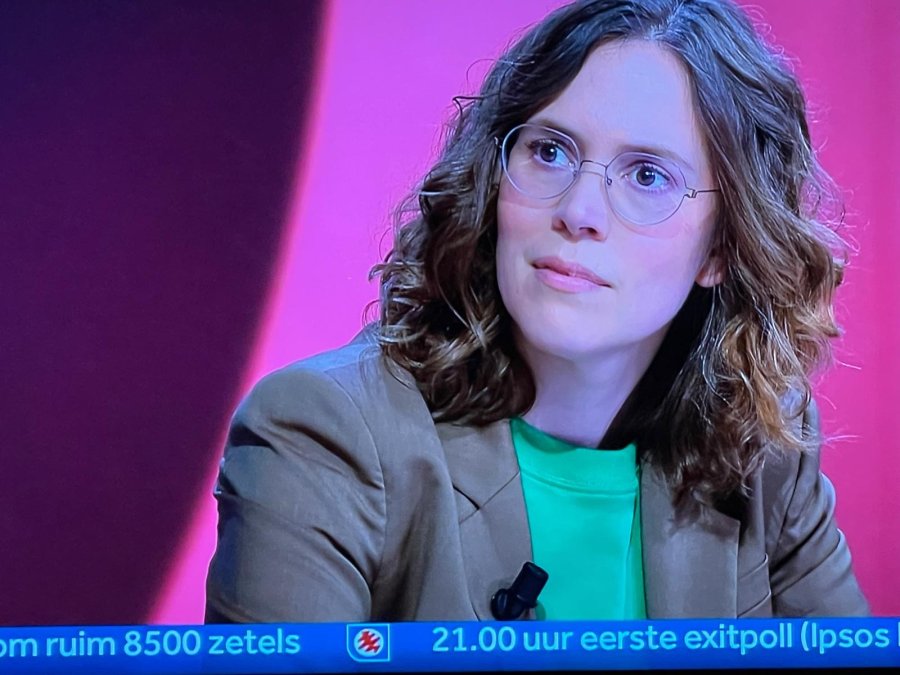 Nederland Kiest: De Uitslagen (NOS), over de gemeenteraadsverkiezingen